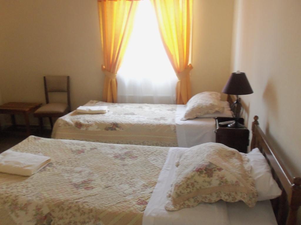 بونتا أريناس Hostal Joshiken الغرفة الصورة