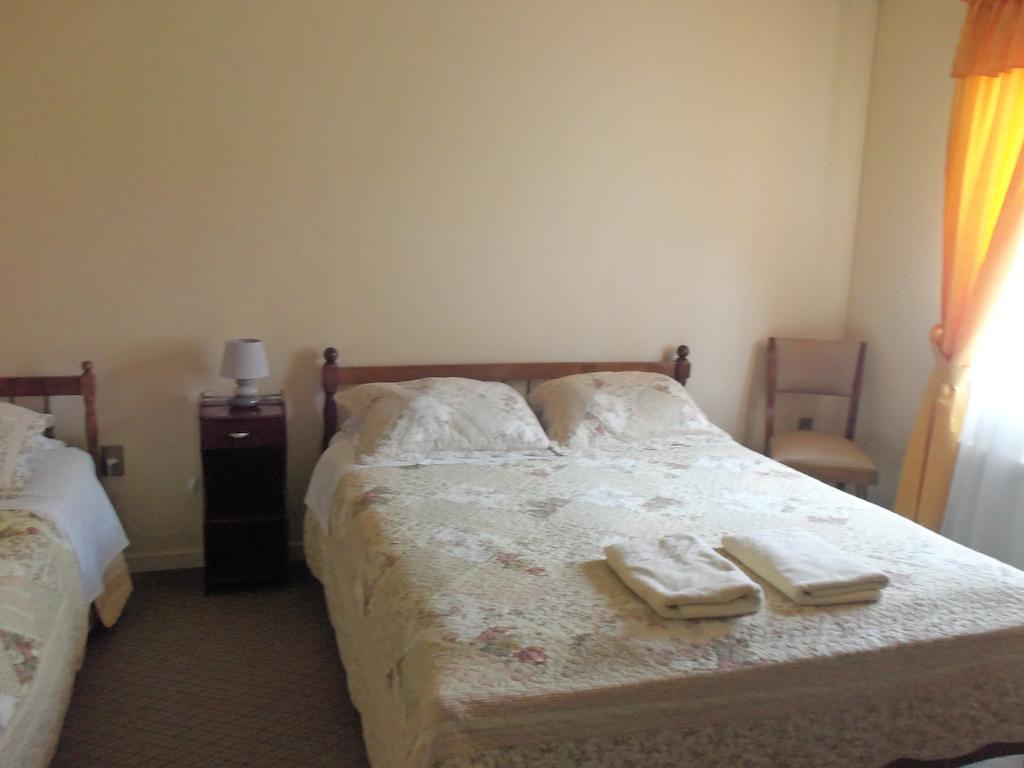 بونتا أريناس Hostal Joshiken الغرفة الصورة