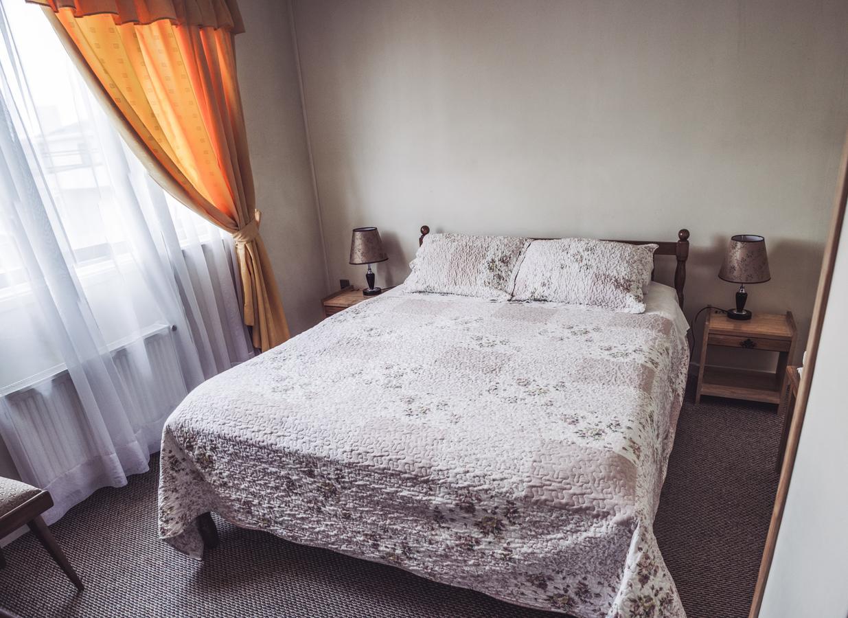 بونتا أريناس Hostal Joshiken المظهر الخارجي الصورة