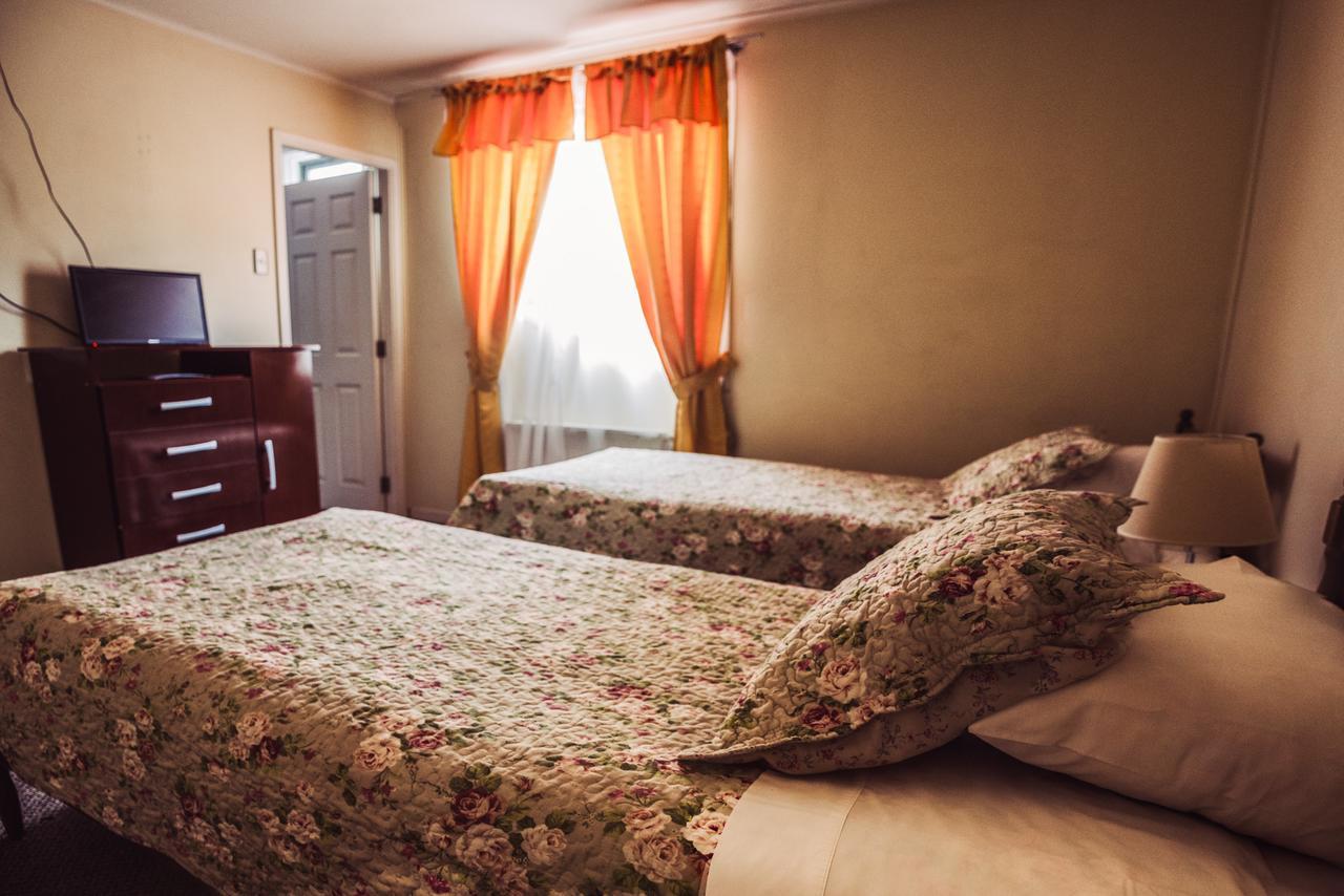بونتا أريناس Hostal Joshiken المظهر الخارجي الصورة